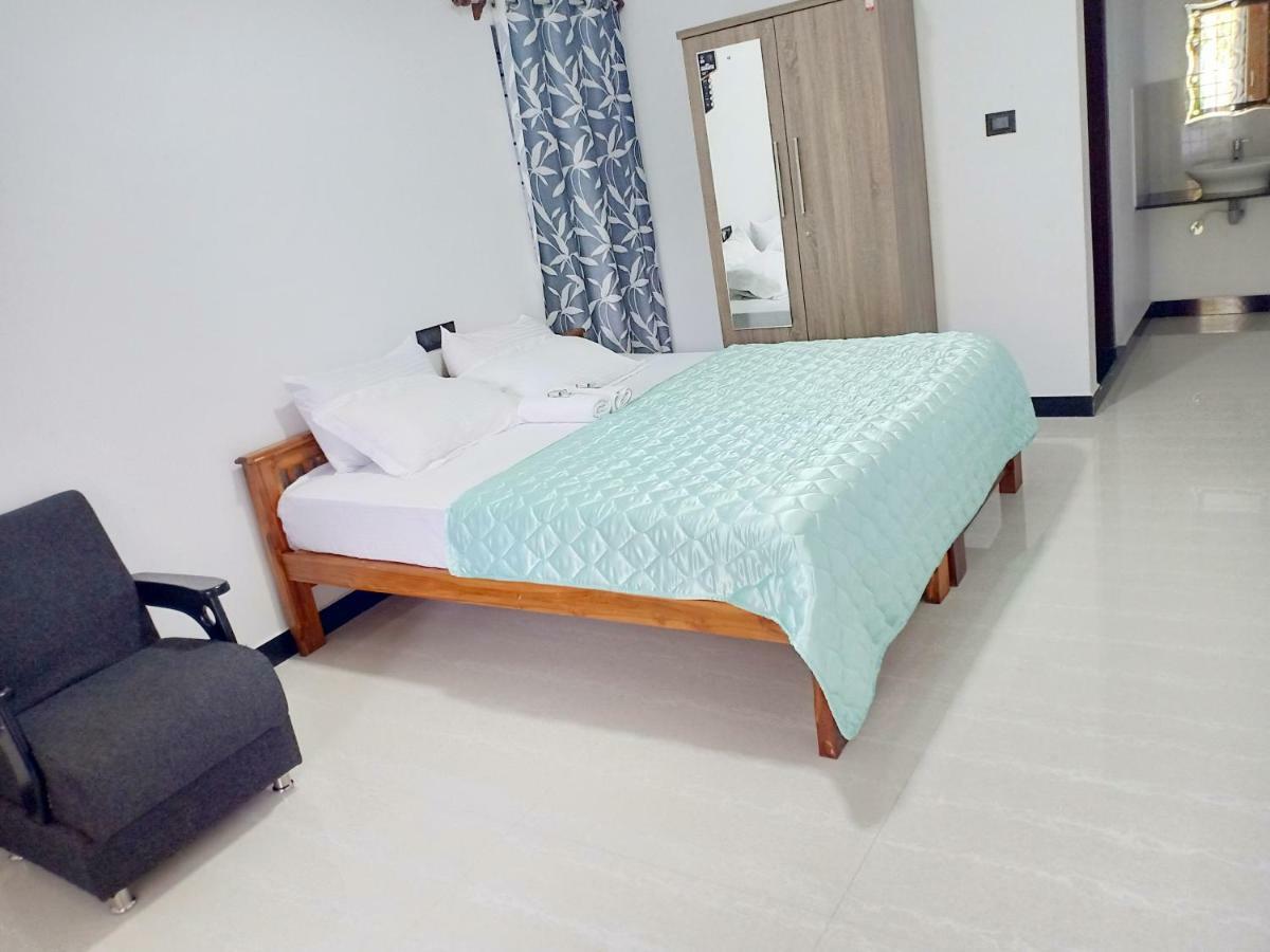 Pear Tree Inn Villa โกตากิริ ภายนอก รูปภาพ