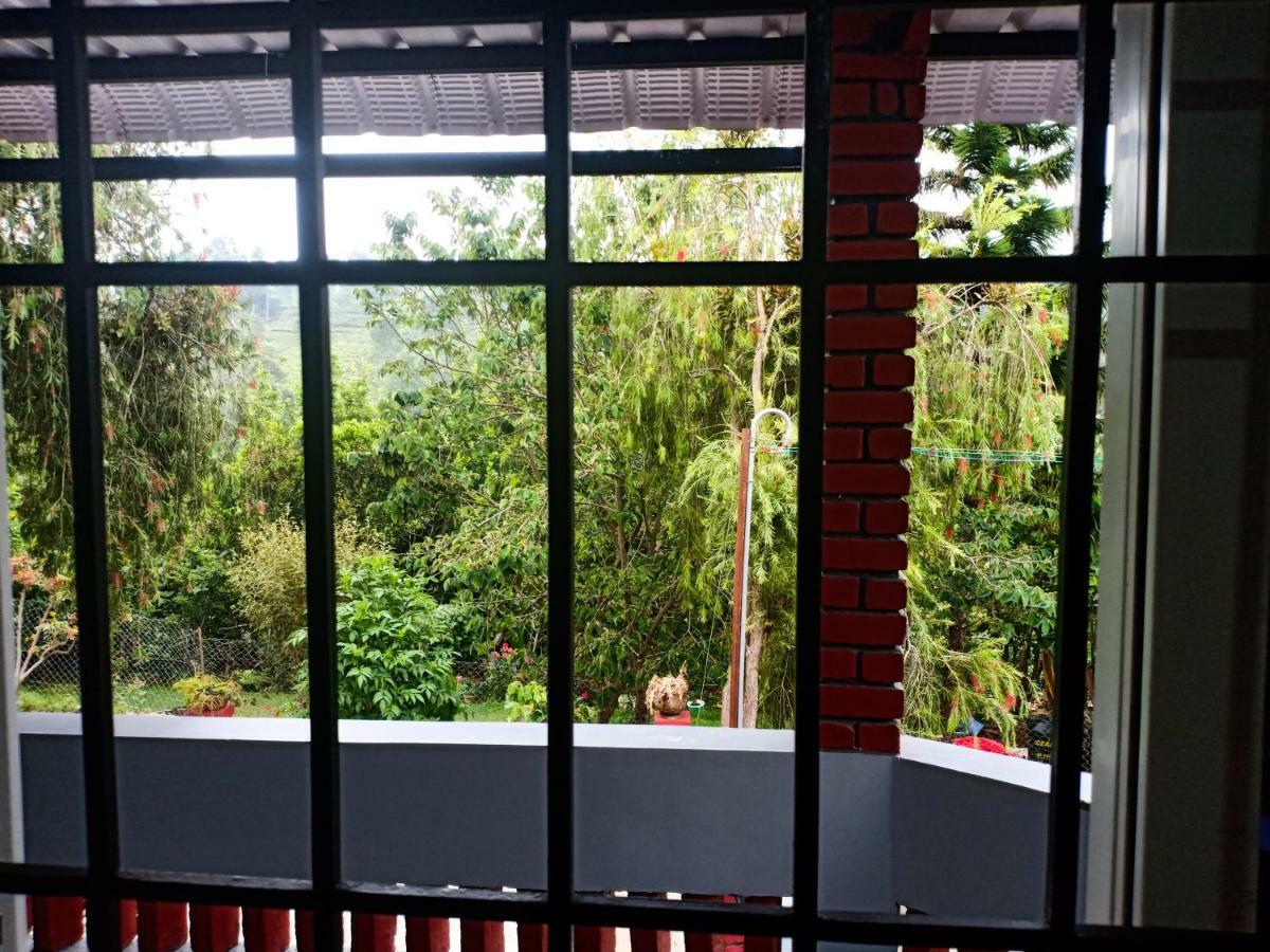 Pear Tree Inn Villa โกตากิริ ภายนอก รูปภาพ